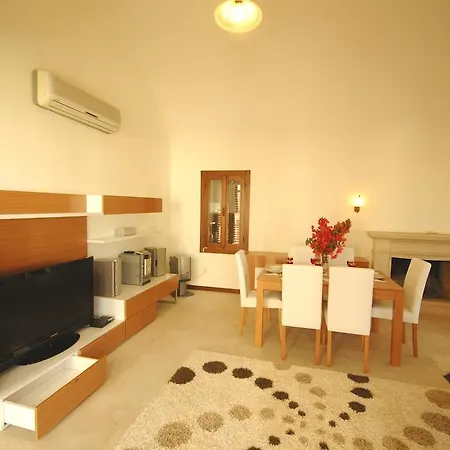 Important Group | Bd411 4 Bedroom Pool Bodrum